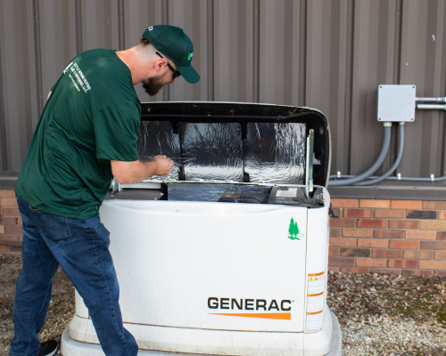 Kmh Generator Tech Providing Maintenance